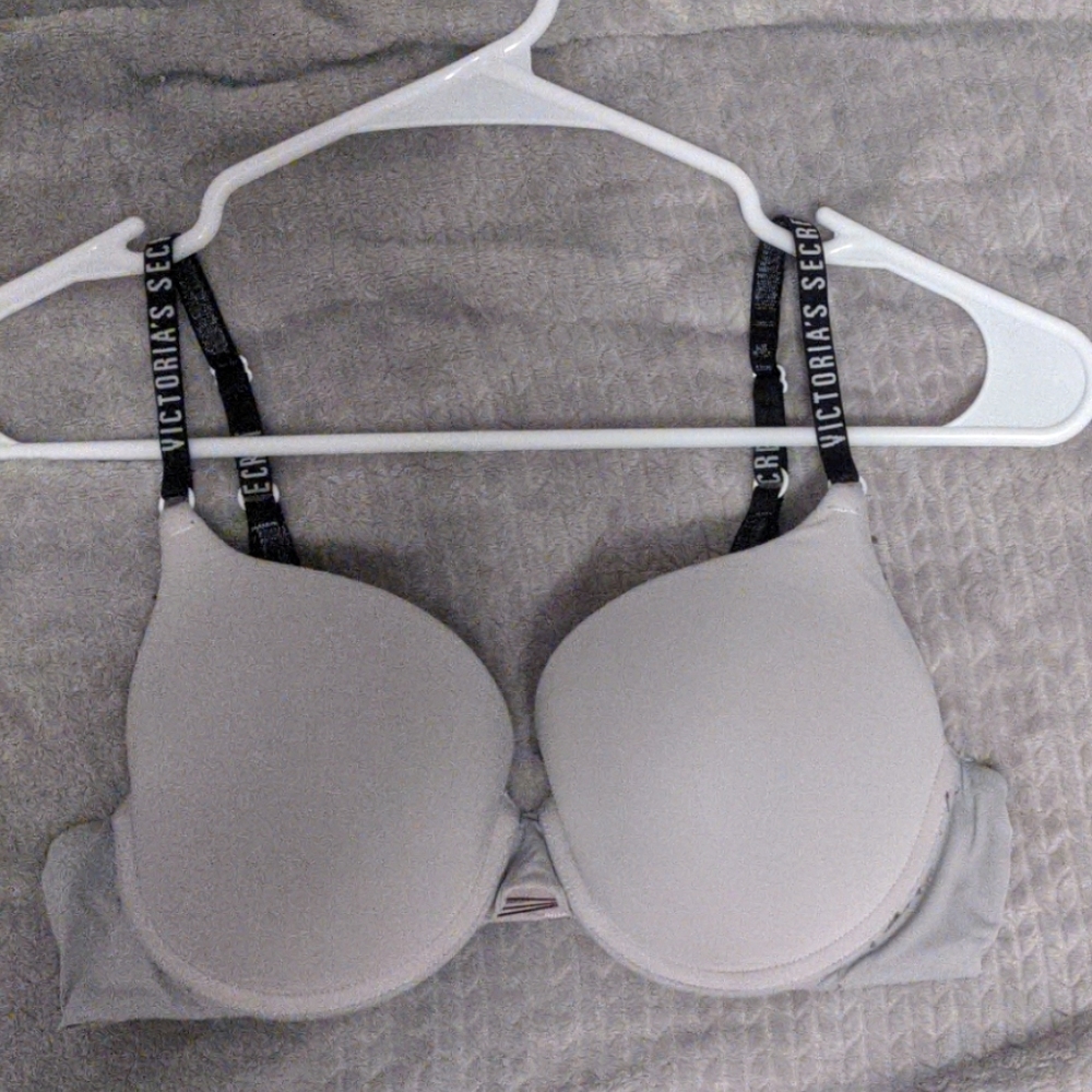 White Victoria's Secret bra